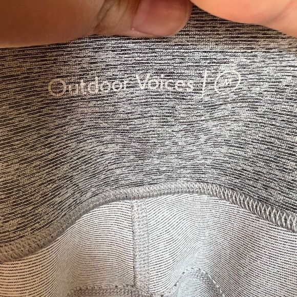 Outdoor Voices Color Block 7/8 Leggings Grey size medium - Picture 9 of 9
